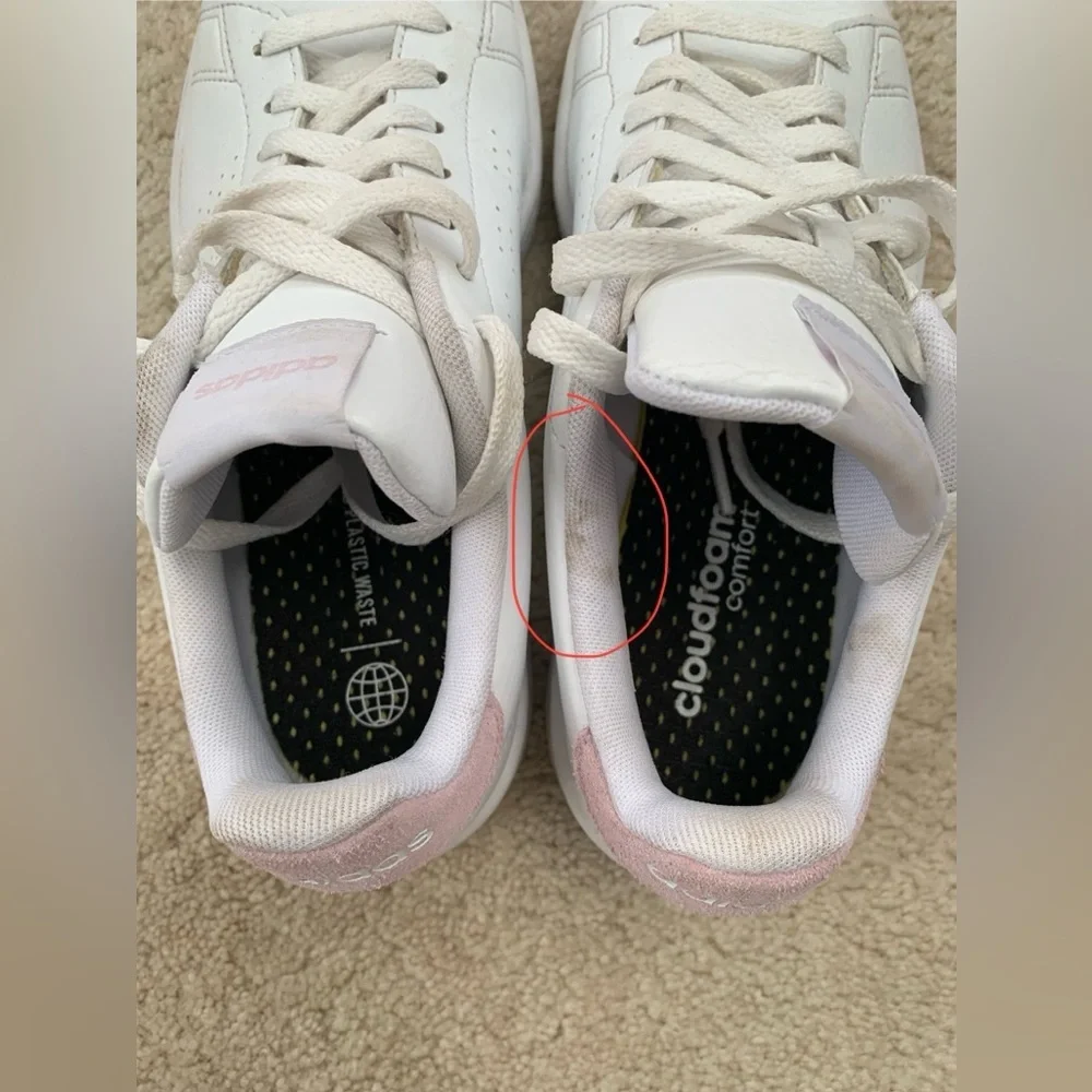 Adidas Women's Size 7.5 Advantage Casual Sneaker in White Pale Pink Cloudfoam